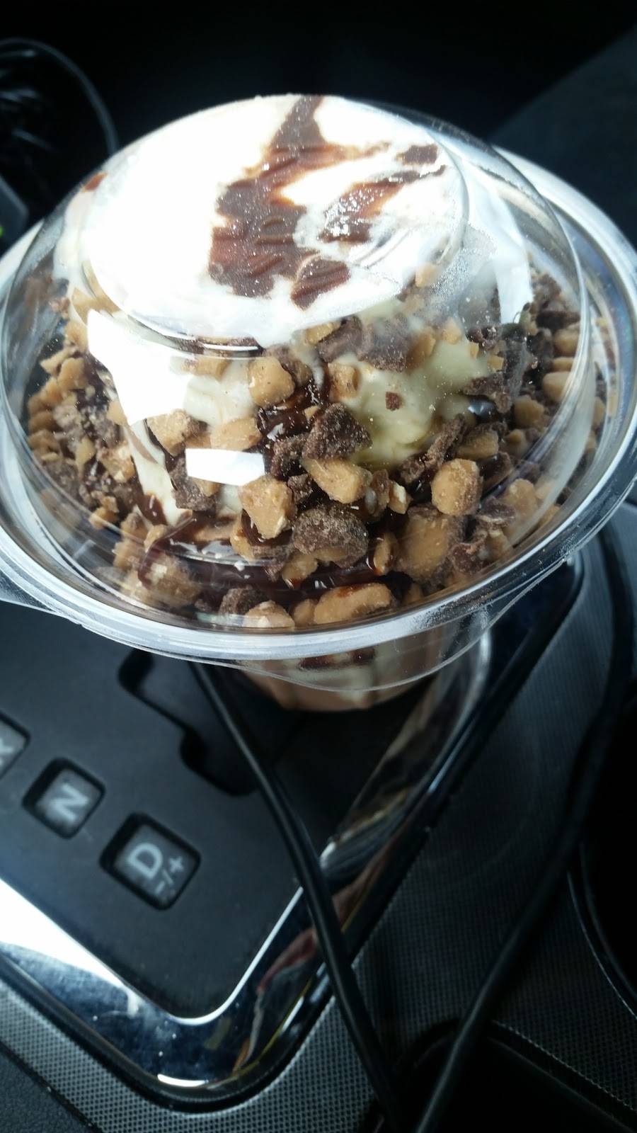 Ritas Italian Ice & Frozen Custard | restaurant | 7171 Security Blvd, Windsor Mill, MD 21244, USA | 4102811762 OR +1 410-281-1762