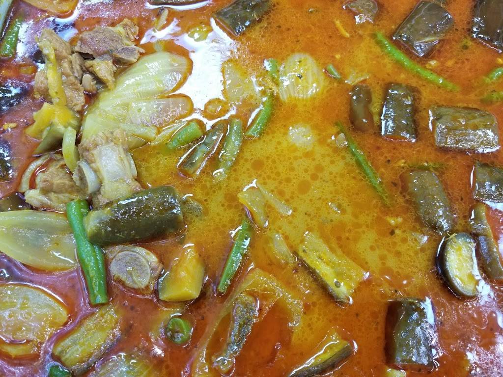 Heng Heng Asian Fast Food | cafe | 32 Branch St #4, Lowell, MA 01851, USA | 9782753895 OR +1 978-275-3895