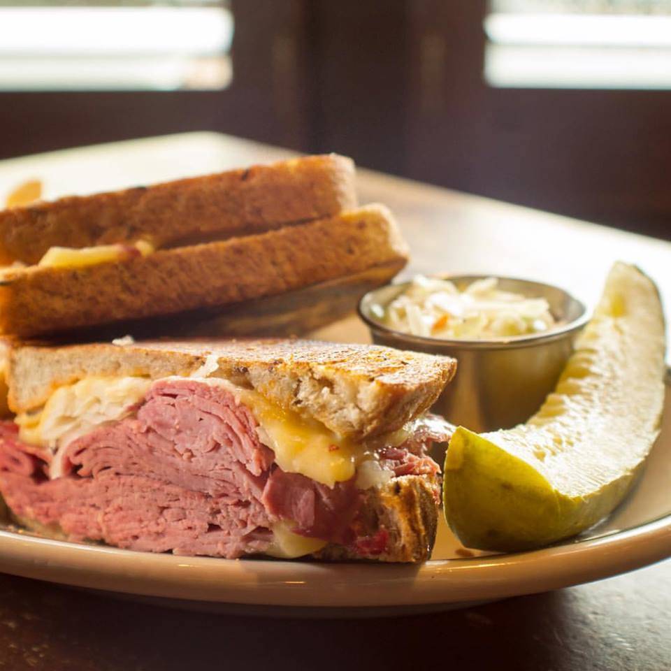 The Dubliner Restaurant | restaurant | 4 F St NW, Washington, DC 20001, USA | 2027373773 OR +1 202-737-3773