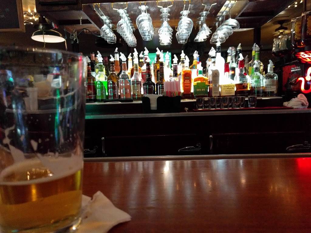 Brooklyns | restaurant | 1254 Eureka Rd, Wyandotte, MI 48192, USA | 7342828974 OR +1 734-282-8974