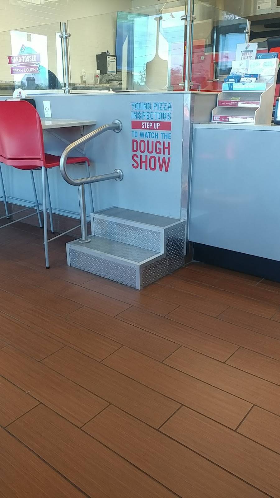 Dominos Pizza | meal delivery | 543 N Orange Ave, Green Cove Springs, FL 32043, USA | 9048633130 OR +1 904-863-3130