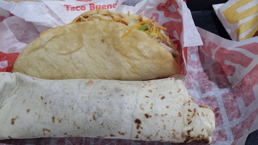 Taco Bueno | restaurant | 1210 W Will Rogers Blvd, Claremore, OK 74017, USA | 9183430971 OR +1 918-343-0971
