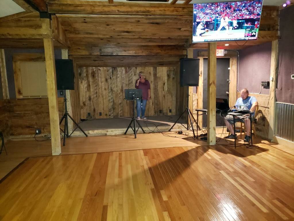 Hannahs Sportsbar and Grill | restaurant | 1010 Chico Drive, Lawrenceburg, KY 40342, USA | 5028590735 OR +1 502-859-0735