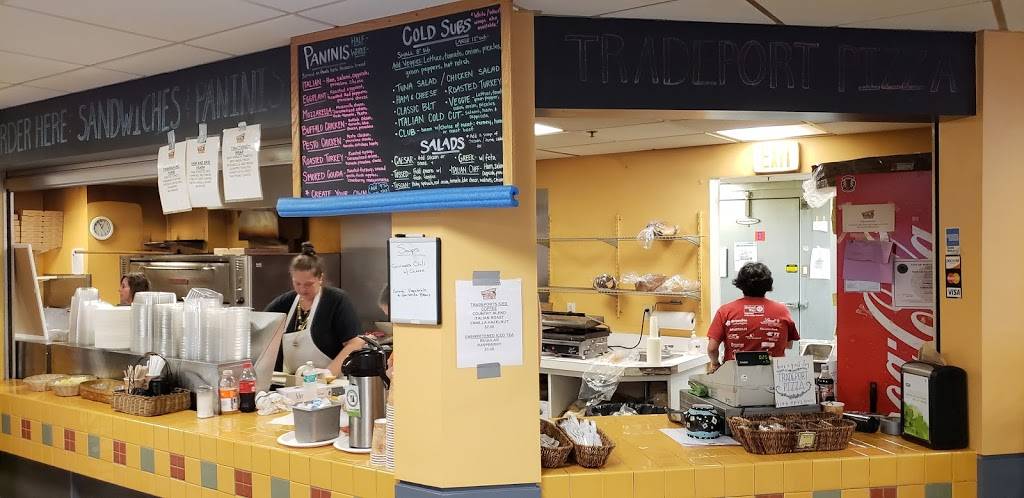 Tradeport Pizza | meal takeaway | 14 Manchester Square, Portsmouth, NH 03801, USA | 6033736021 OR +1 603-373-6021