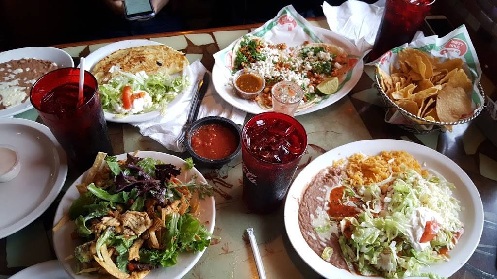 El Vaquero Mexican Restaurant | restaurant | 3230 Olentangy River Rd, Columbus, OH 43202, USA | 6142610900 OR +1 614-261-0900