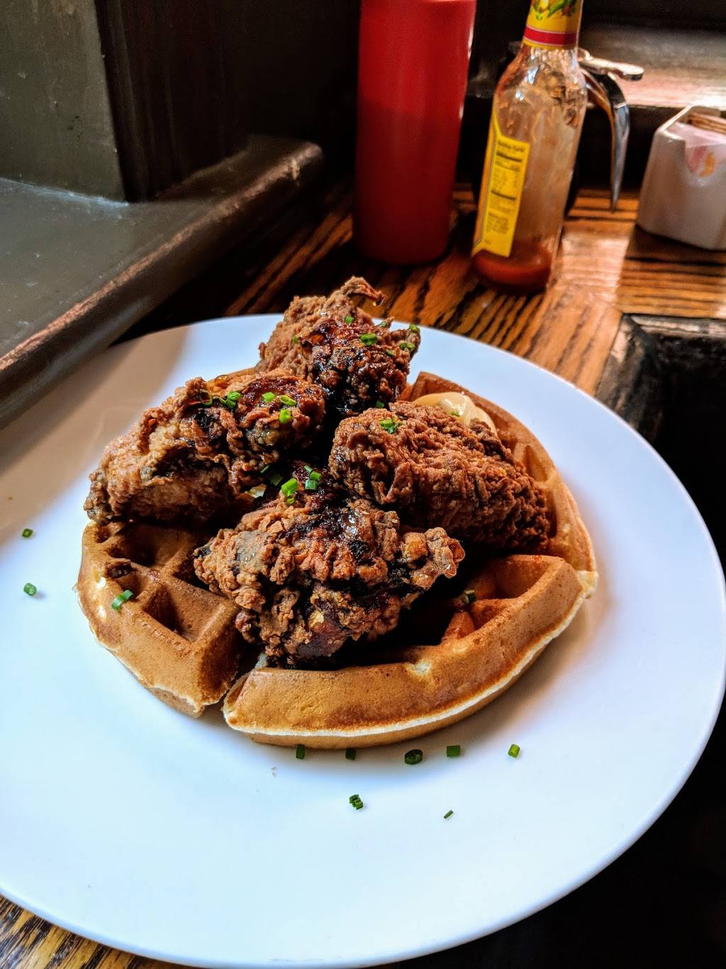 Bar Charley | restaurant | 1825 18th St NW, Washington, DC 20009, USA | 2026272183 OR +1 202-627-2183