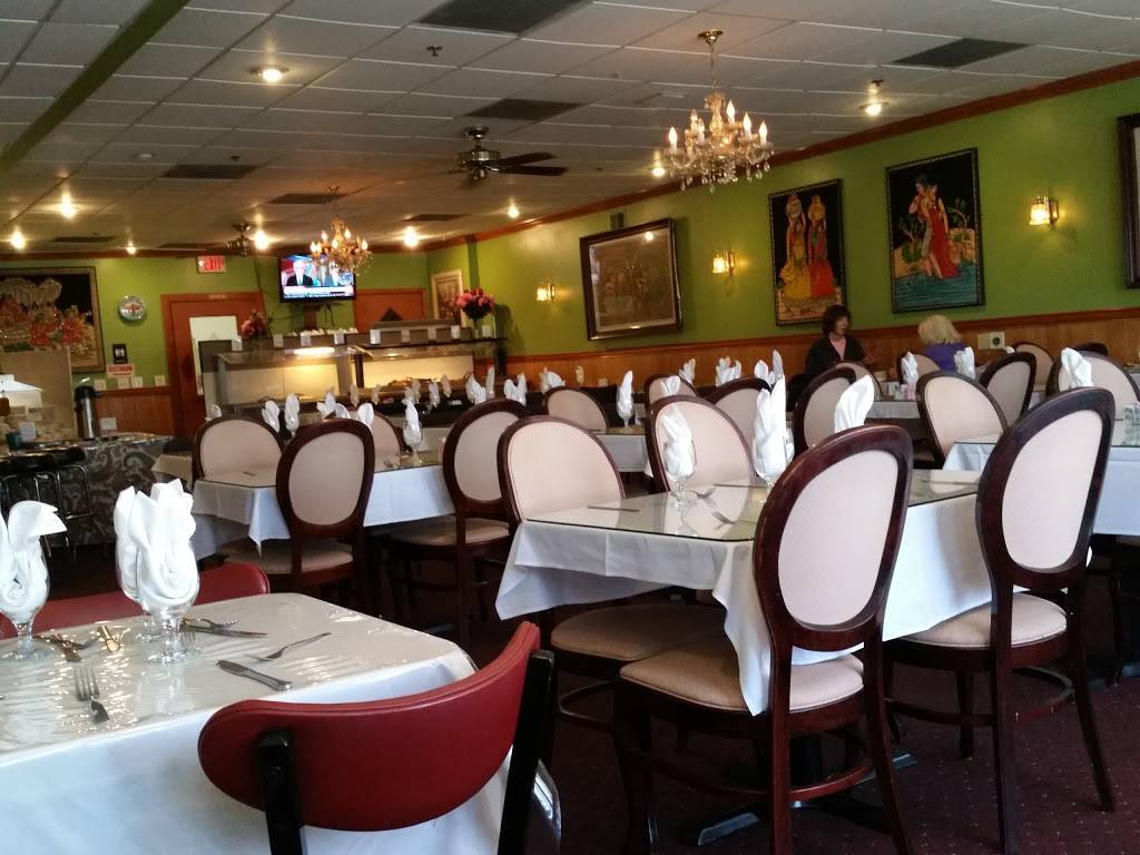 Taj Mahal Indian Restaurant | meal takeaway | 1329, 5114 S 108th St, Hales Corners, WI 53130, USA | 4144275900 OR +1 414-427-5900