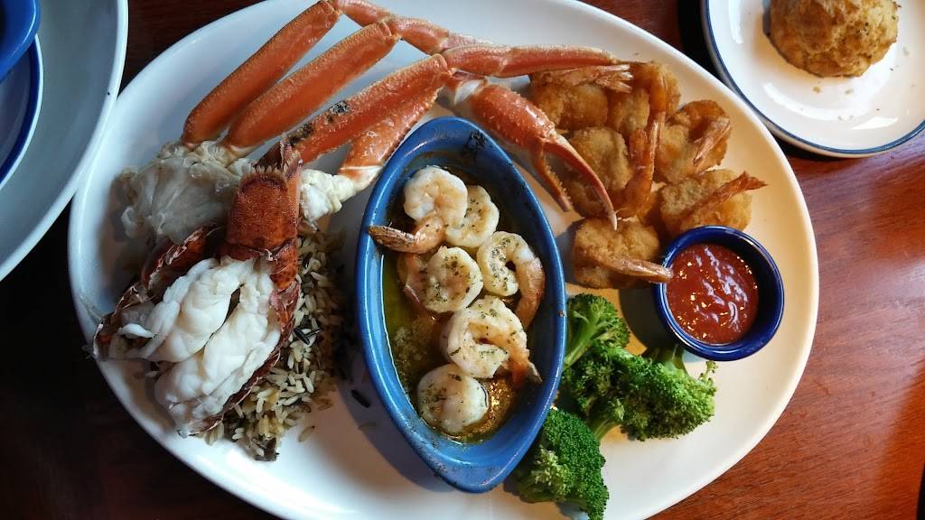 Red Lobster | restaurant | 3801 Cleveland Ave, Fort Myers, FL 33901, USA | 2399368216 OR +1 239-936-8216