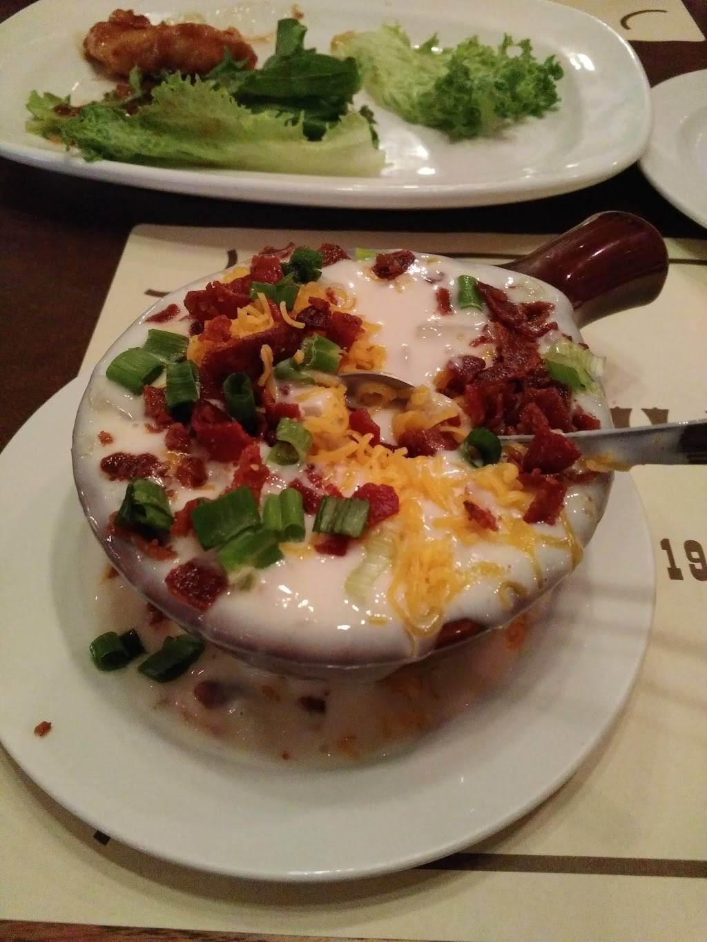 T J Willies Fine Food & Spirits | restaurant | 738 W Market St, Tiffin, OH 44883, USA | 4194472400 OR +1 419-447-2400