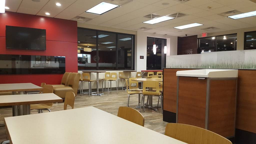 Wendys | restaurant | 140 N Comrie Ave, Johnstown, NY 12095, USA | 5187622245 OR +1 518-762-2245