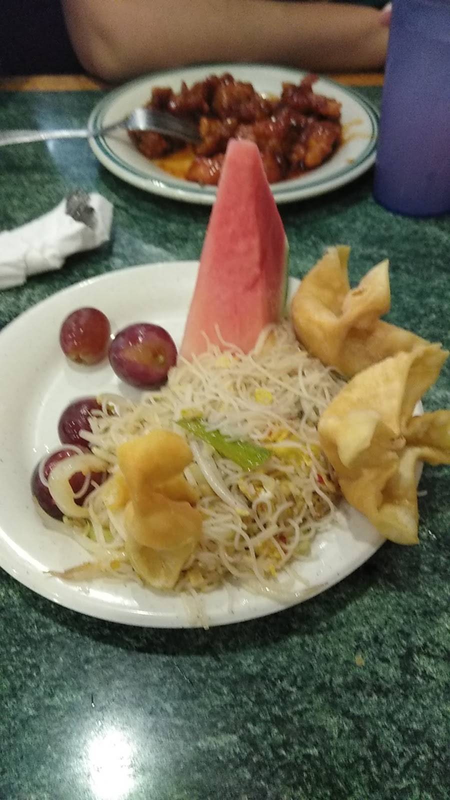 New King Buffet | restaurant | 5927 John Martin Dr, Brooklyn Center, MN 55430, USA | 7635668300 OR +1 763-566-8300