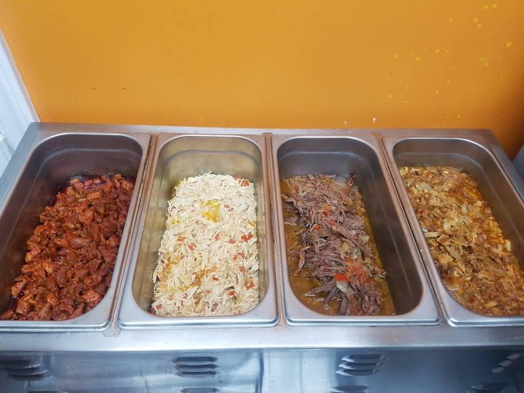 Antojitos San Luis Potosi | restaurant | 8103 airline Dr houston tx 77037 lokal K9, 11, Houston, TX 77037, USA | 8323615133 OR +1 832-361-5133