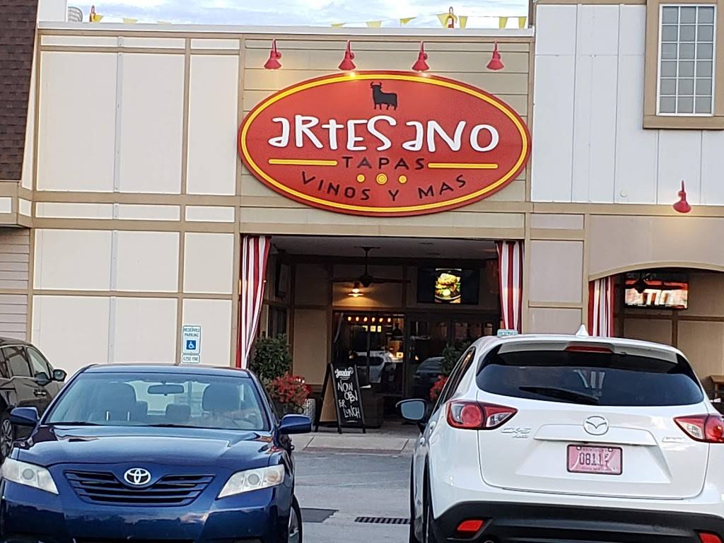 Artesano Vino Tapas Y Mas | restaurant | 1321 Herr Ln #130, Louisville, KY 40222, USA | 5027082196 OR +1 502-708-2196