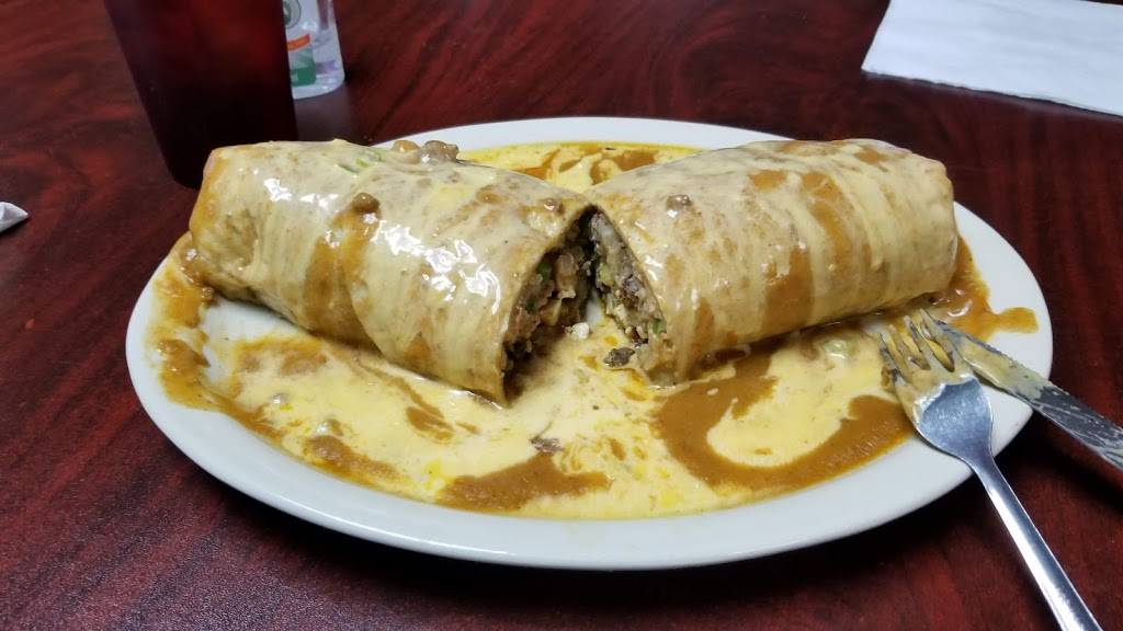 Las Lomas Tex-Mex Cantina | restaurant | 730 W Stassney Ln #130, Austin, TX 78745, USA | 5124289425 OR +1 512-428-9425