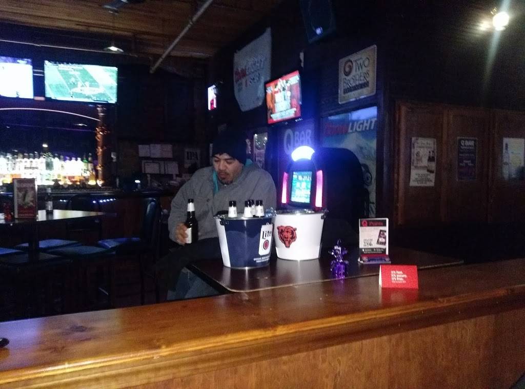 Q Bar | restaurant | 11 W John St, Plano, IL 60545, USA | 6305527663 OR +1 630-552-7663