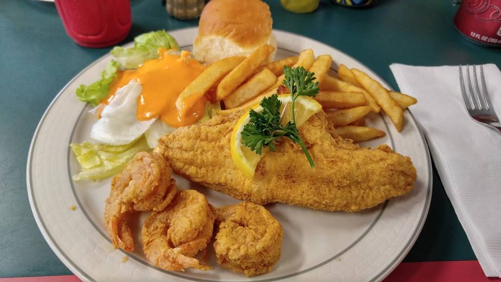 Big Johns Grill | restaurant | 1465 Gladys St, Beaumont, TX 77701, USA | 4098381585 OR +1 409-838-1585