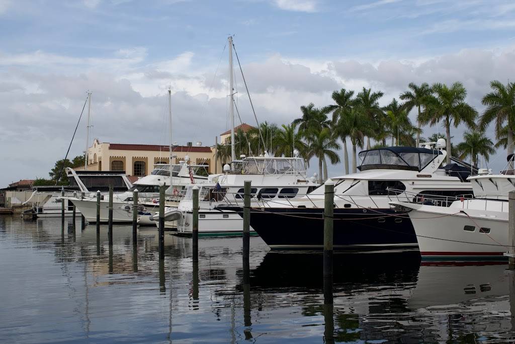 Oak & Stone Downtown Bradenton | restaurant | 102 Old Main St, Bradenton, FL 34205, USA | 9413574306 OR +1 941-357-4306