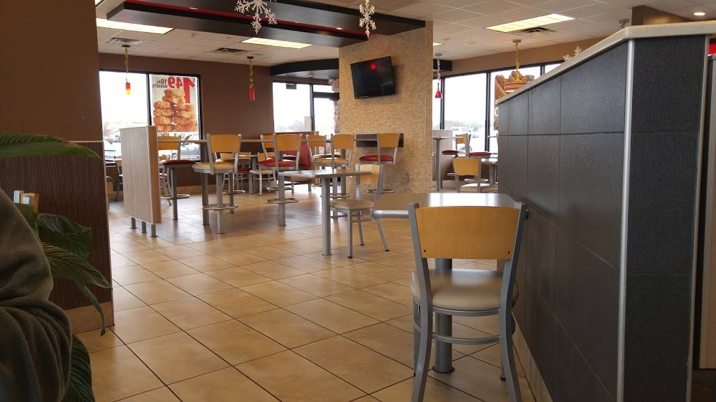 Burger King | restaurant | 7485 Goodman Rd, Olive Branch, MS 38654, USA | 6628958025 OR +1 662-895-8025