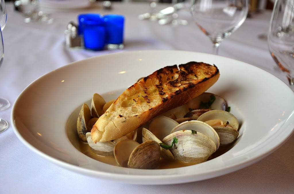 Blu Pointe | restaurant | 120 Front St, Newburgh, NY 12550, USA | 8455680100 OR +1 845-568-0100