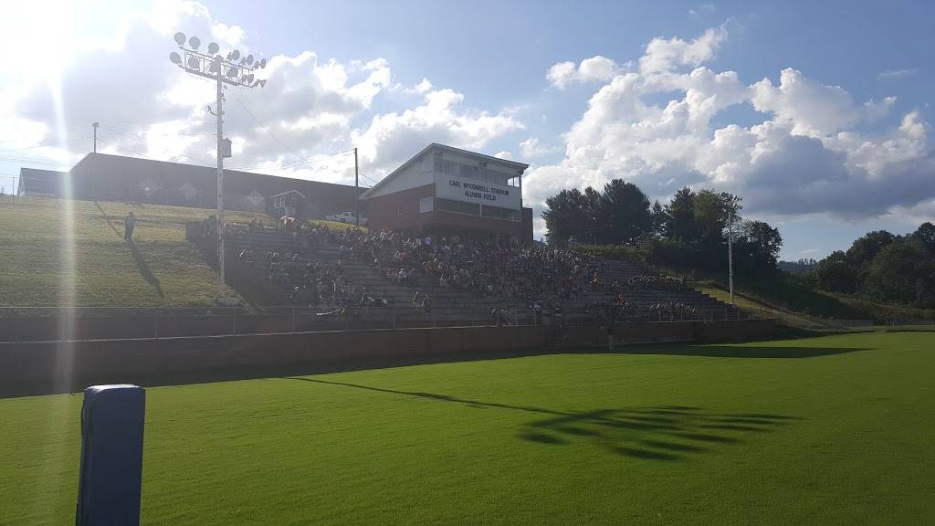 Big Boys Pizza | restaurant | 325 Front St E, Coeburn, VA 24230, USA | 2763956666 OR +1 276-395-6666