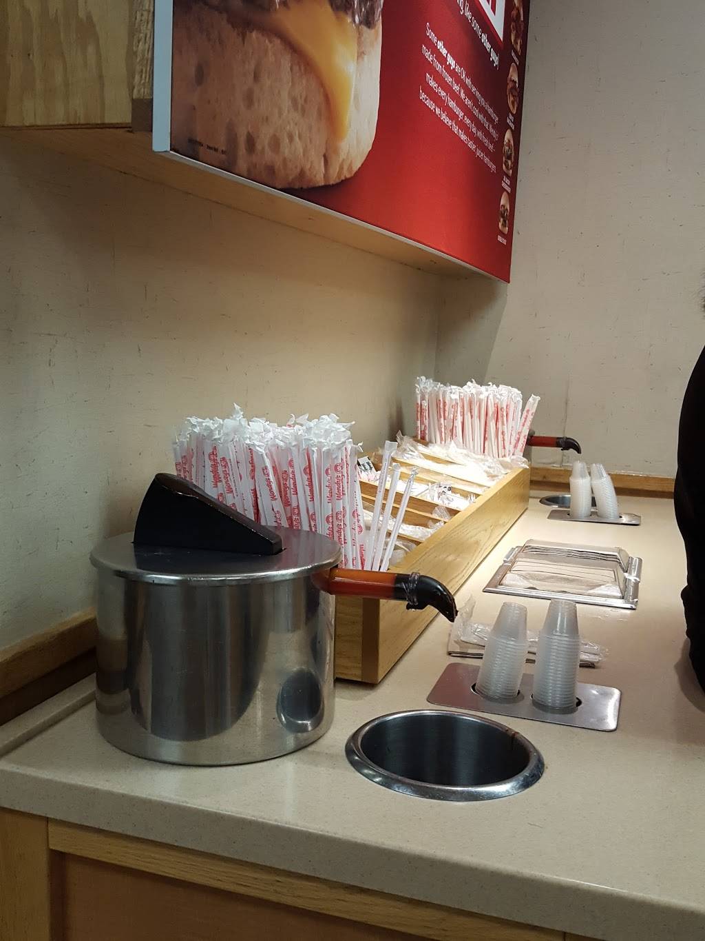 Wendys | restaurant | 7909 Timberlake Rd, Lynchburg, VA 24502, USA | 4342374543 OR +1 434-237-4543