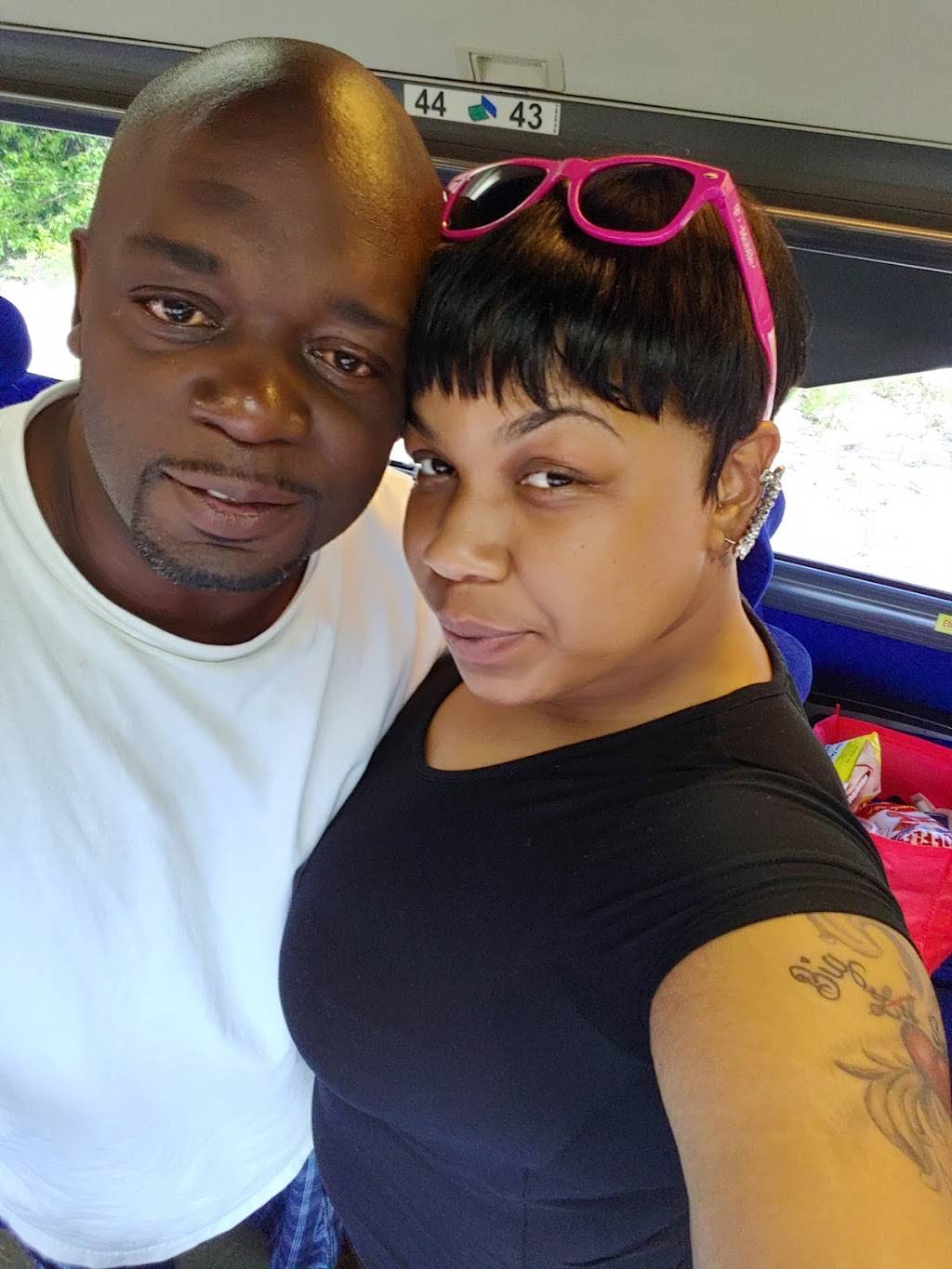 Joe-Mans Chicken Shack | restaurant | 3800 St Clair Ave, East St Louis, IL 62205, USA | 6182713800 OR +1 618-271-3800