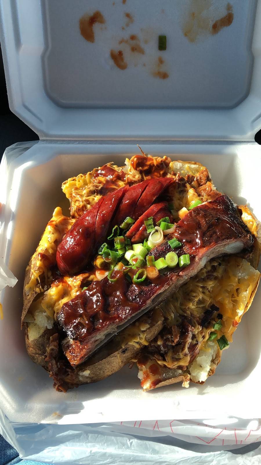 Dos Mundos Spud Shack | restaurant | 2515 Clay Ave, Waco, TX 76706, USA | 2542246522 OR +1 254-224-6522