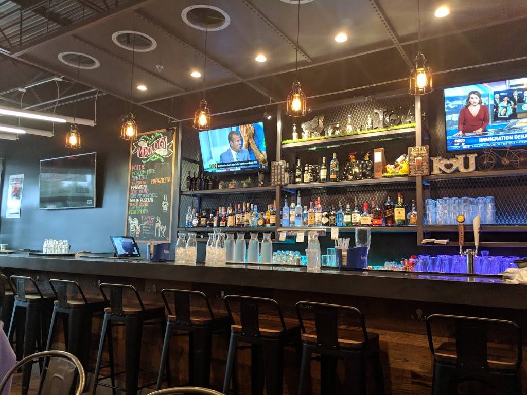 Pelicana Chicken | restaurant | 4219 John Marr Dr, Annandale, VA 22003, USA | 7038668600 OR +1 703-866-8600