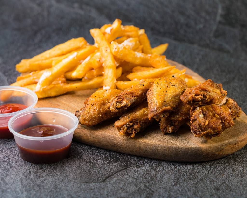 CR7 Shawarma & BBQ & Burger & juice bar | restaurant | 5745 Finch Ave E, Scarborough, ON M1B 2G5, Canada | 4165519107 OR +1 416-551-9107