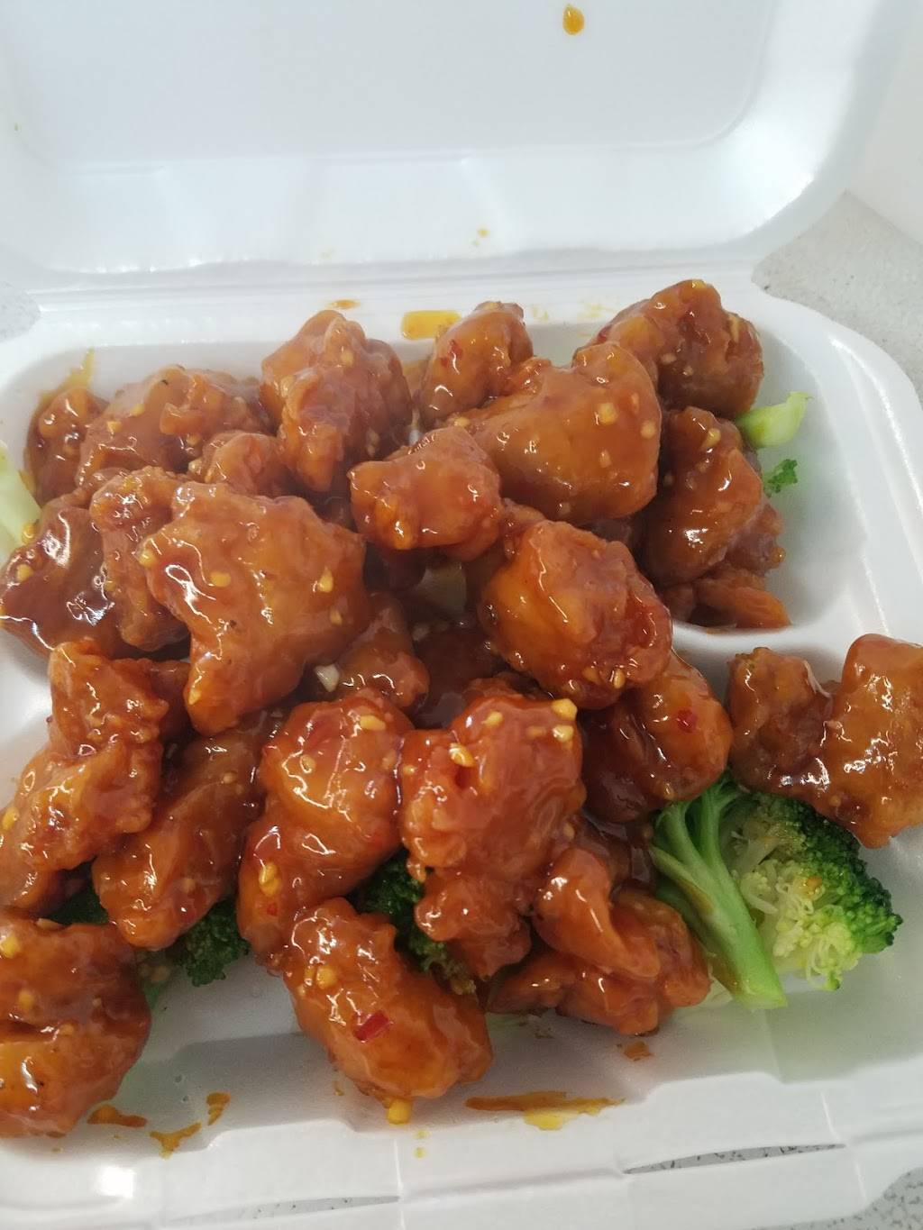 GREAT WALL chinese restaurant | restaurant | 1101 Granbury St, Cleburne, TX 76033, USA | 6823171123 OR +1 682-317-1123