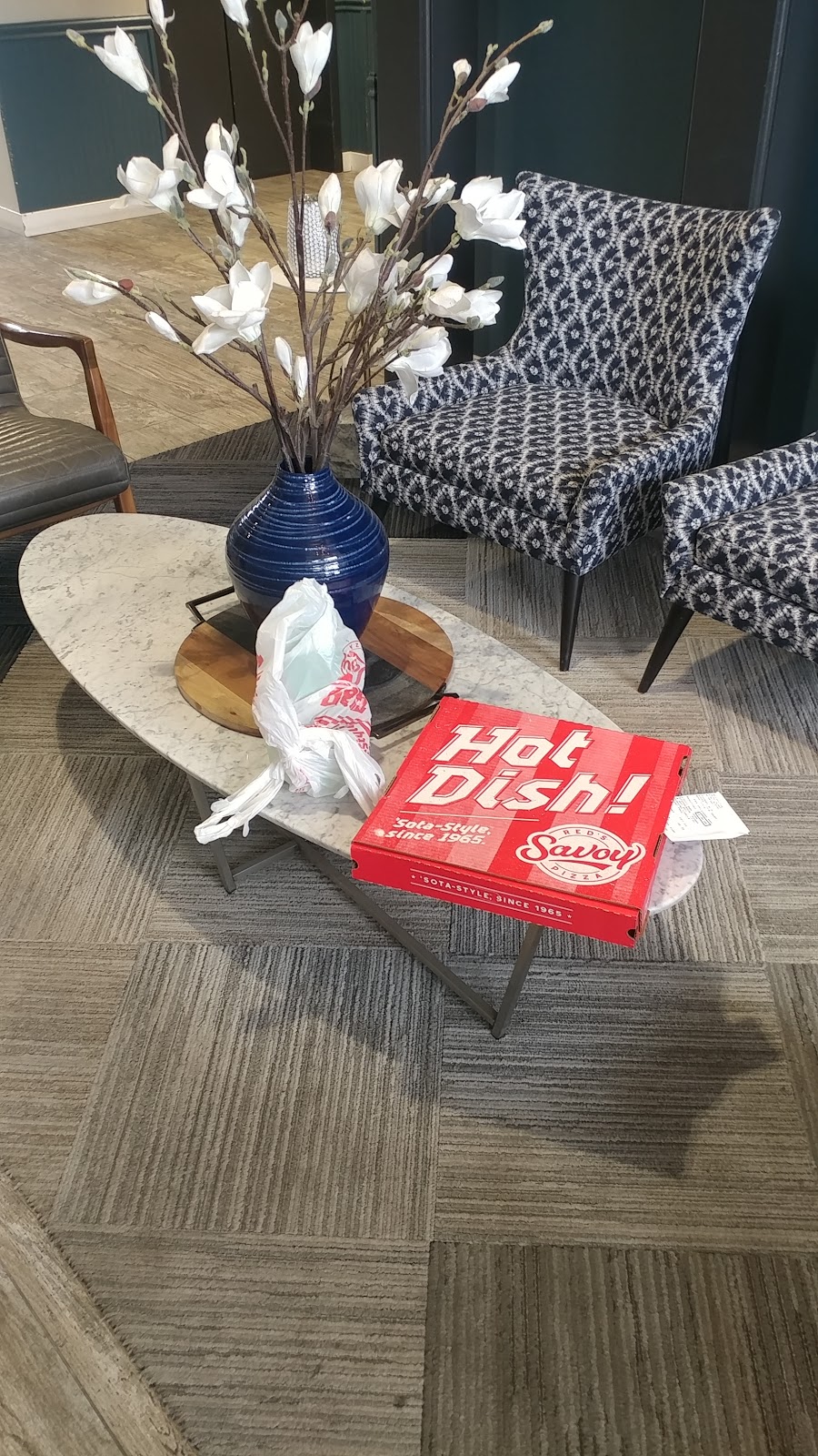 Reds Savoy Pizza | restaurant | 400 Wabasha St N, St Paul, MN 55102, USA | 6517973774 OR +1 651-797-3774