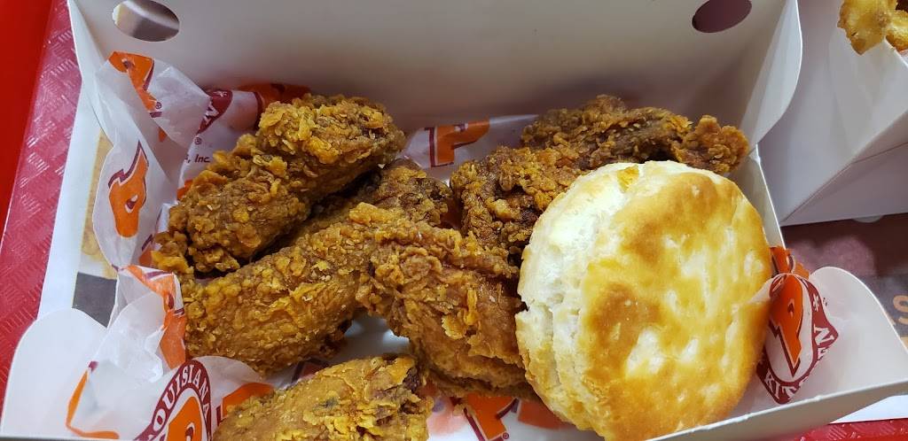 Popeyes | restaurant | 6750 Winston Churchill Blvd, Mississauga, ON L5N 4C4, Canada | 9059979229 OR +1 905-997-9229