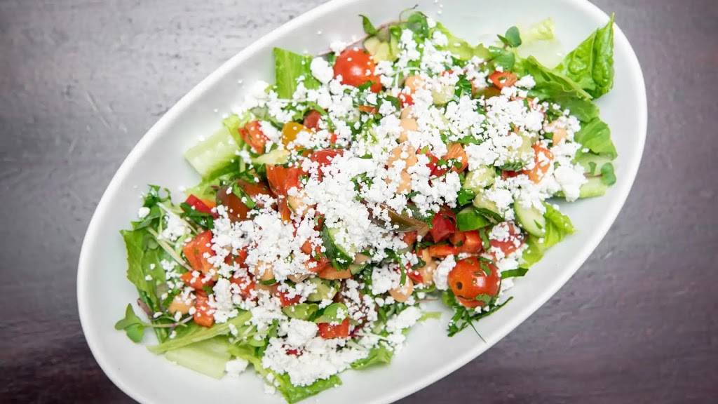 Salernos Express - Aurora | restaurant | Located Inside The Piazza 85, Executive Dr, Aurora, IL 60504, USA | 6309782088 OR +1 630-978-2088