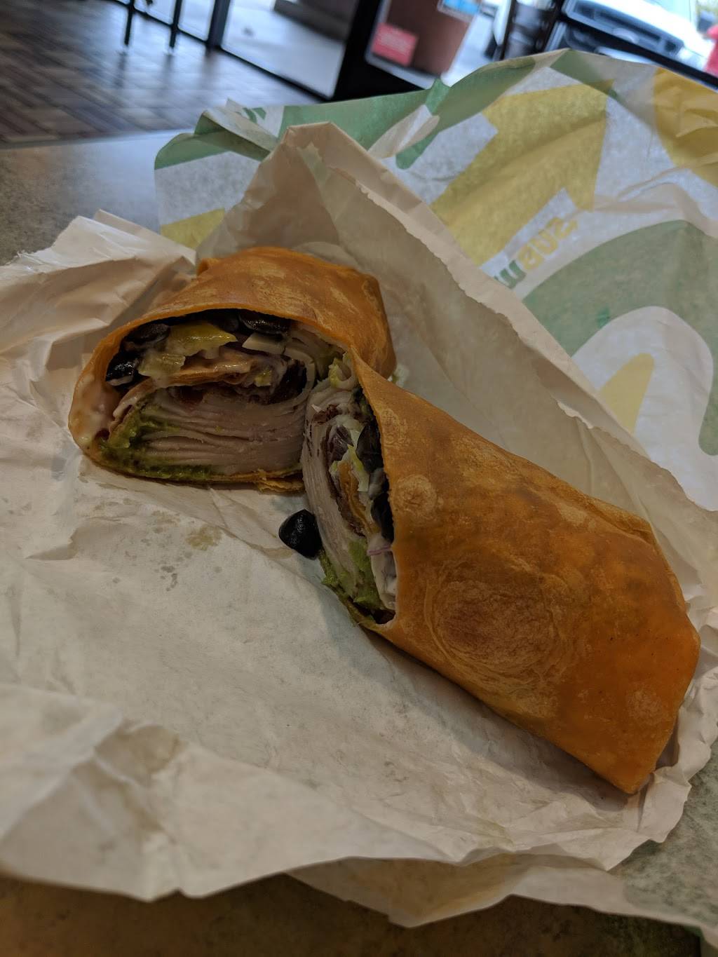 Subway | restaurant | 246 CA-65, Lindsay, CA 93247, USA | 5595620077 OR +1 559-562-0077