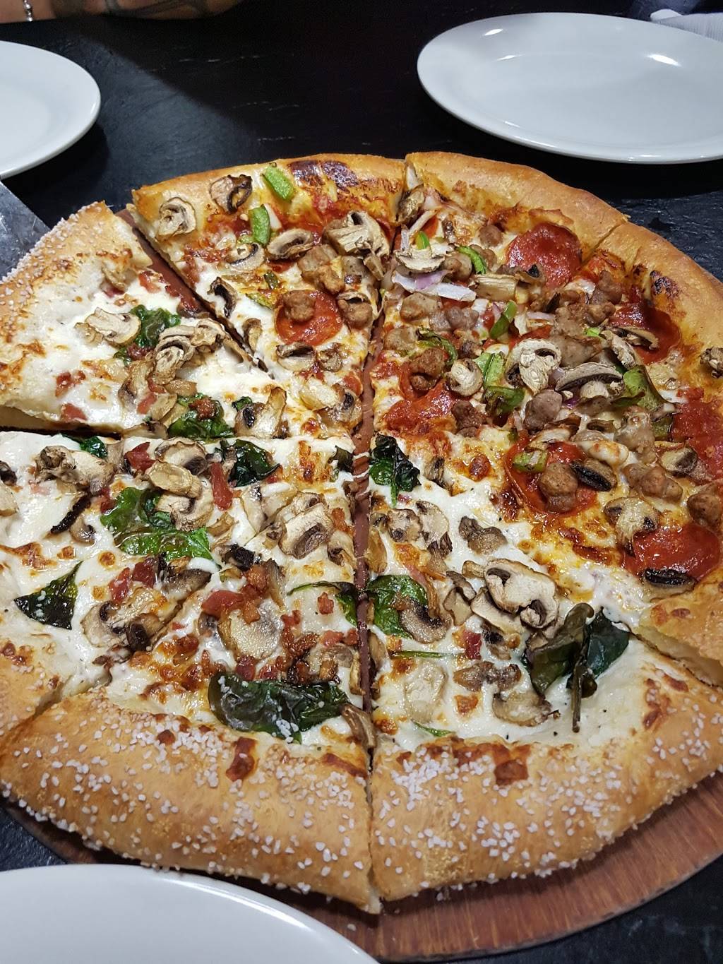 Pizza Hut | meal takeaway | 5740 W Irlo Bronson Memorial Hwy, Kissimmee, FL 34746, USA | 4073962207 OR +1 407-396-2207