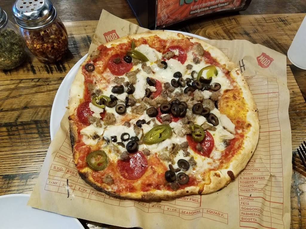 MOD Pizza | restaurant | 1370 S Commons Dr #103, Myrtle Beach, SC 29588, USA | 8436682958 OR +1 843-668-2958