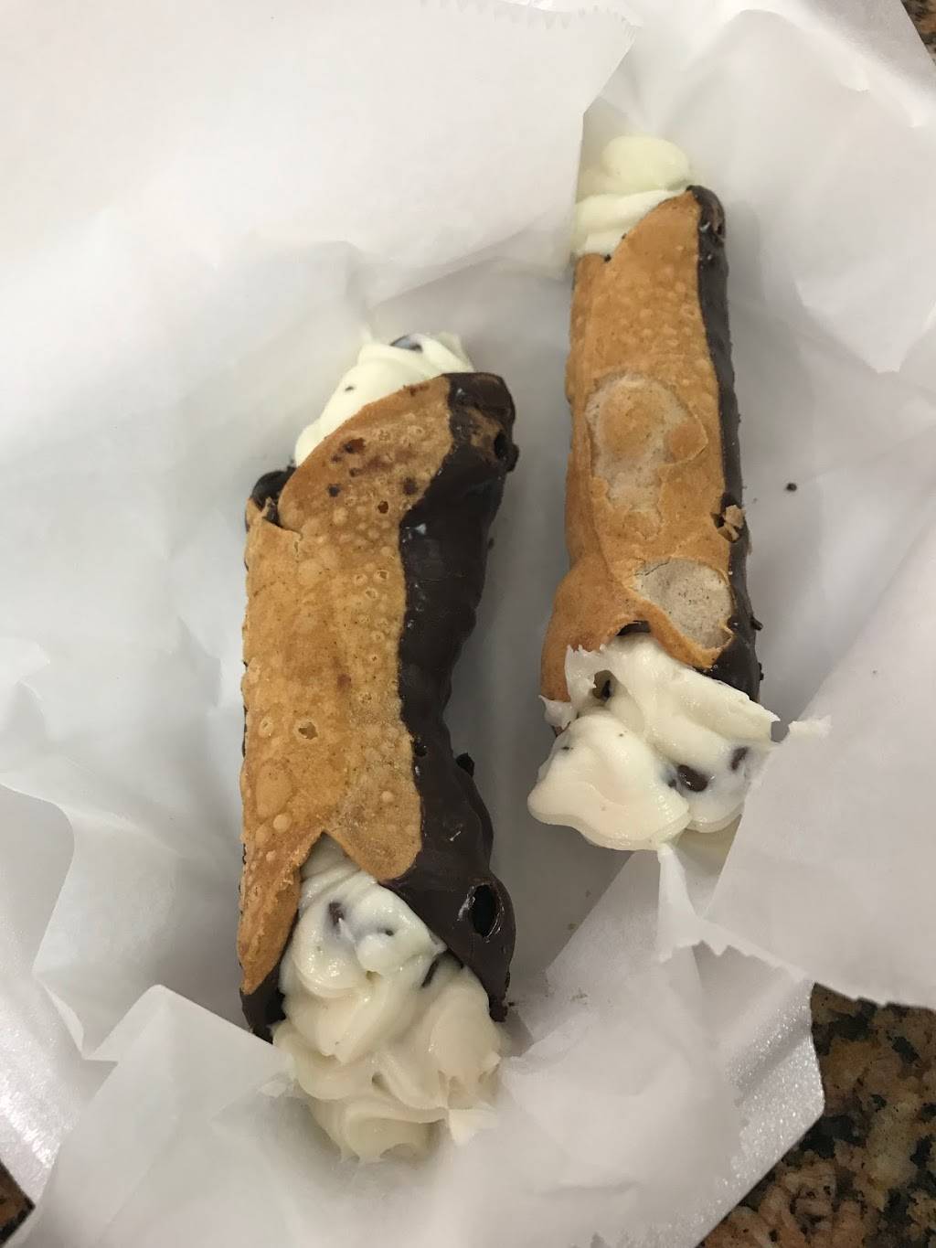 Mama Lucy’s Pizza | restaurant | 1712 NW 6th St, Fort Lauderdale, FL 33311, USA | 9545277774 OR +1 954-527-7774