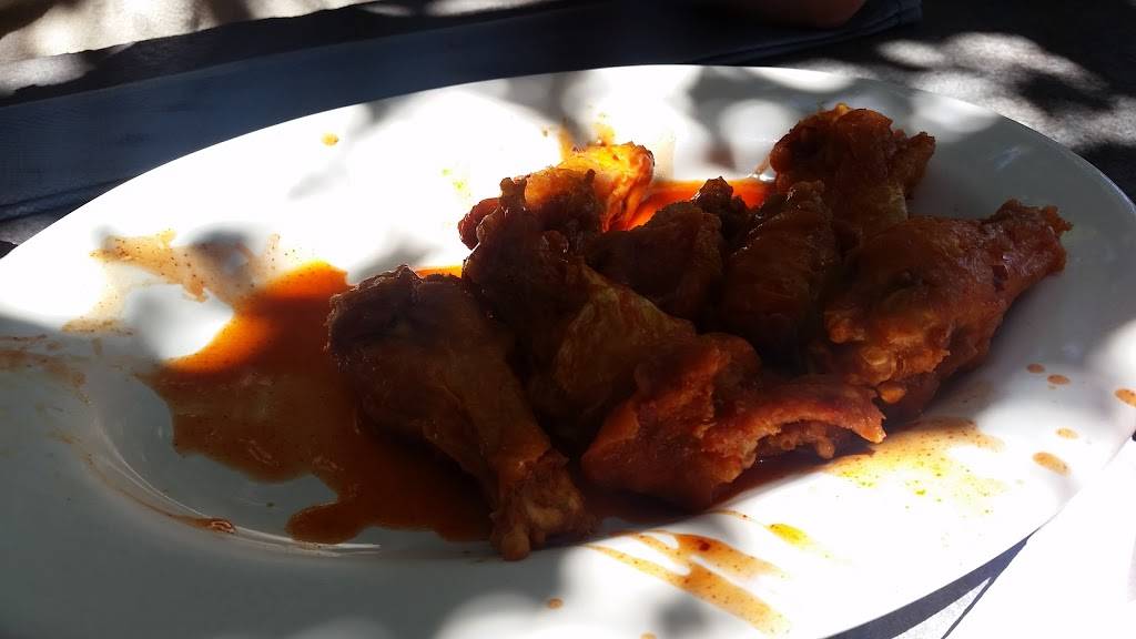 Damon & Company | restaurant | 7104 George Washington Memorial Hwy, Gloucester, VA 23061, USA | 8046937218 OR +1 804-693-7218