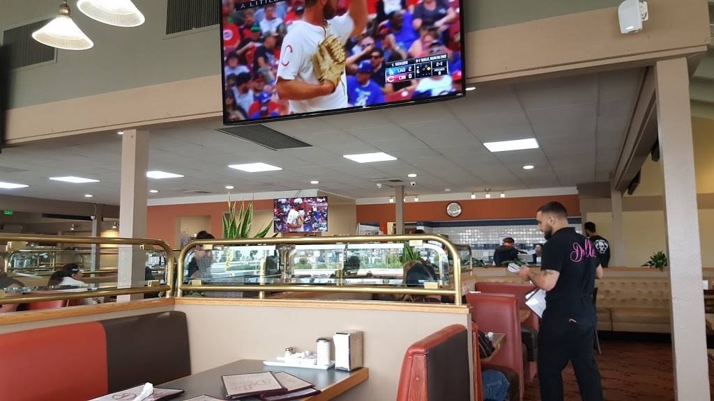 Dollis | restaurant | 900 N Citrus Ave, Covina, CA 91722, USA | 6263647222 OR +1 626-364-7222