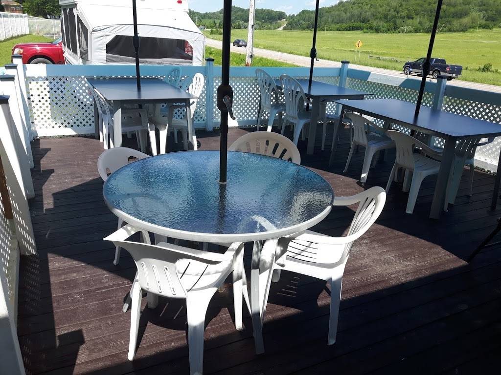 Restaurant Le 317 | restaurant | 899 QC-317, Thurso, QC J0X 3B0, Canada | 8198000219 OR +1 819-800-0219