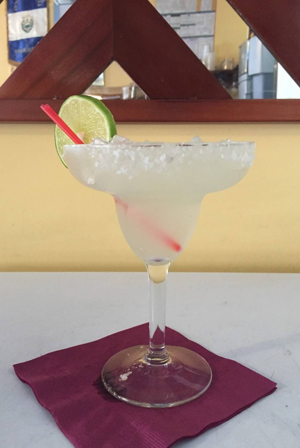 El Santaneco Restaurant | meal delivery | 24 5th St, Chelsea, MA 02150, USA | 6178845005 OR +1 617-884-5005