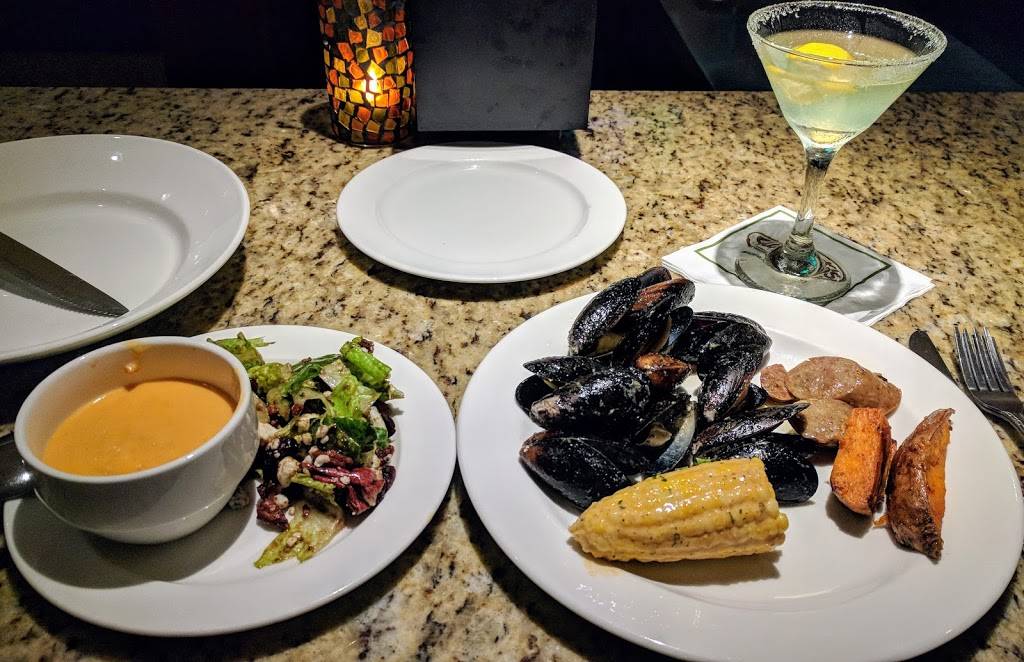 Stancatos Italian Restaurant | restaurant | 4958, 7380 State Rd, Parma, OH 44134, USA | 4408866242 OR +1 440-886-6242