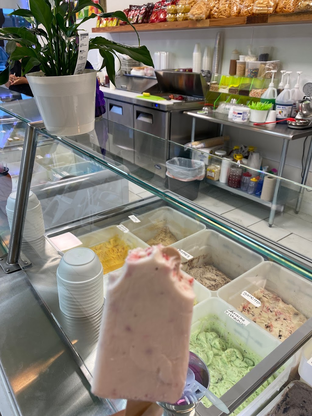 Deleite Ice Cream & Homemade Food | restaurant | 5413 W 79th St, Burbank, IL 60459, USA | 7085814473 OR +1 708-581-4473