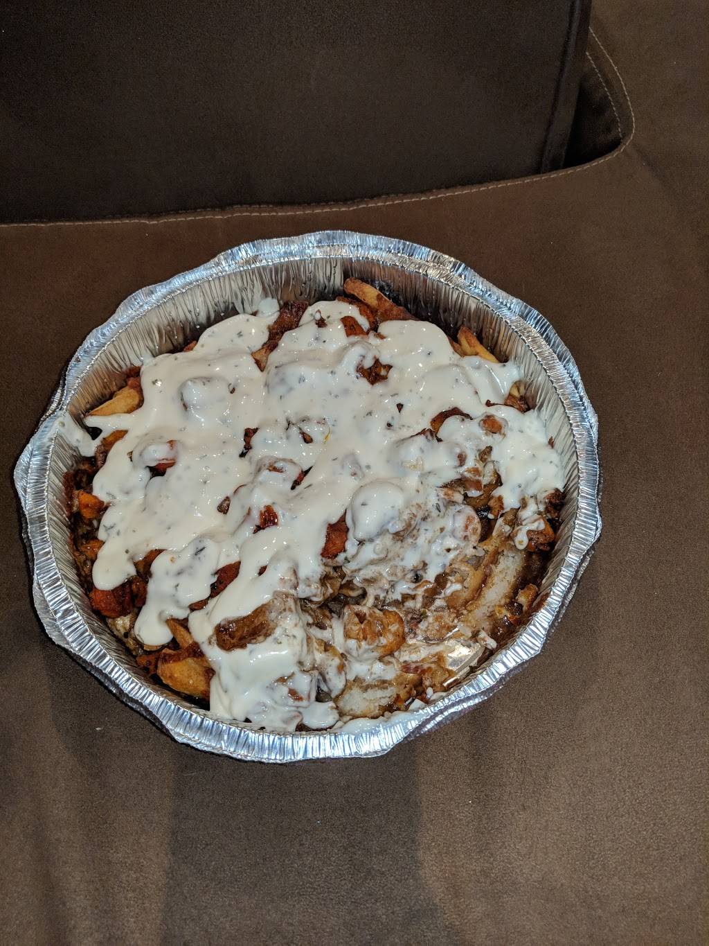 Lava Pizza & Wings | restaurant | 550 Fennell Ave E, Hamilton, ON L8V 5S9, Canada | 9055746666 OR +1 905-574-6666