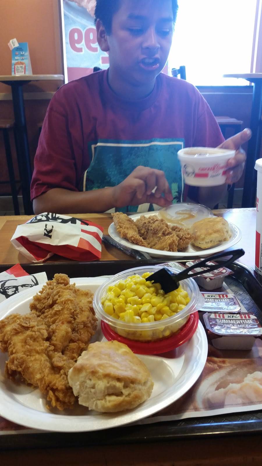 KFC | restaurant | 1057 N Grand Ave, Covina, CA 91724, USA | 6269662249 OR +1 626-966-2249