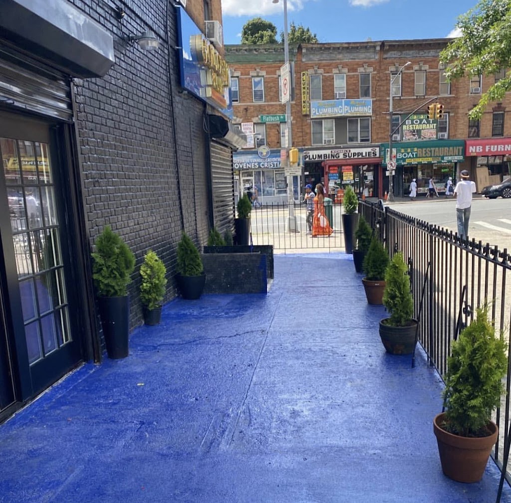 Golden Blue | restaurant | 2172 Clarendon Rd, Brooklyn, NY 11226, USA | 3474065414 OR +1 347-406-5414