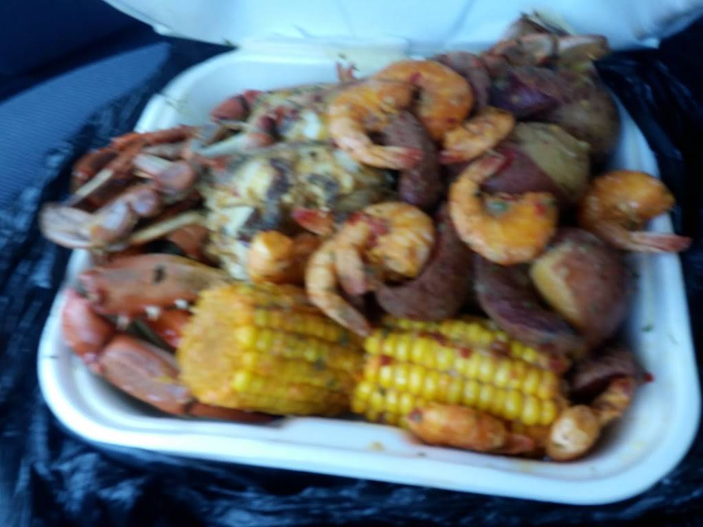 Krispy Krab | restaurant | 2518, 3100 18th Ave S, St. Petersburg, FL 33712, USA | 7273238100 OR +1 727-323-8100