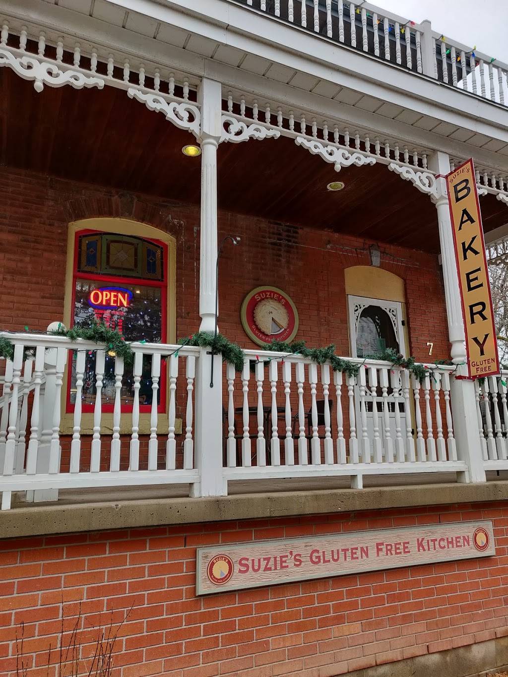 Suzie’s Gluten Free Kitchen | bakery | 7 Ontario St, Grimsby, ON L3M 3G8, Canada | 2892357501 OR +1 289-235-7501