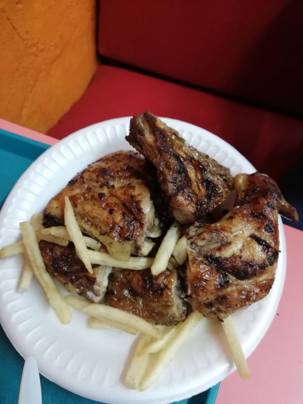 Pollos Los Mismos | restaurant | 11 y, Av Riveroll, Camilo Flores, 22813 Ensenada, B.C., Mexico | 016461780696 OR +52 646 178 0696