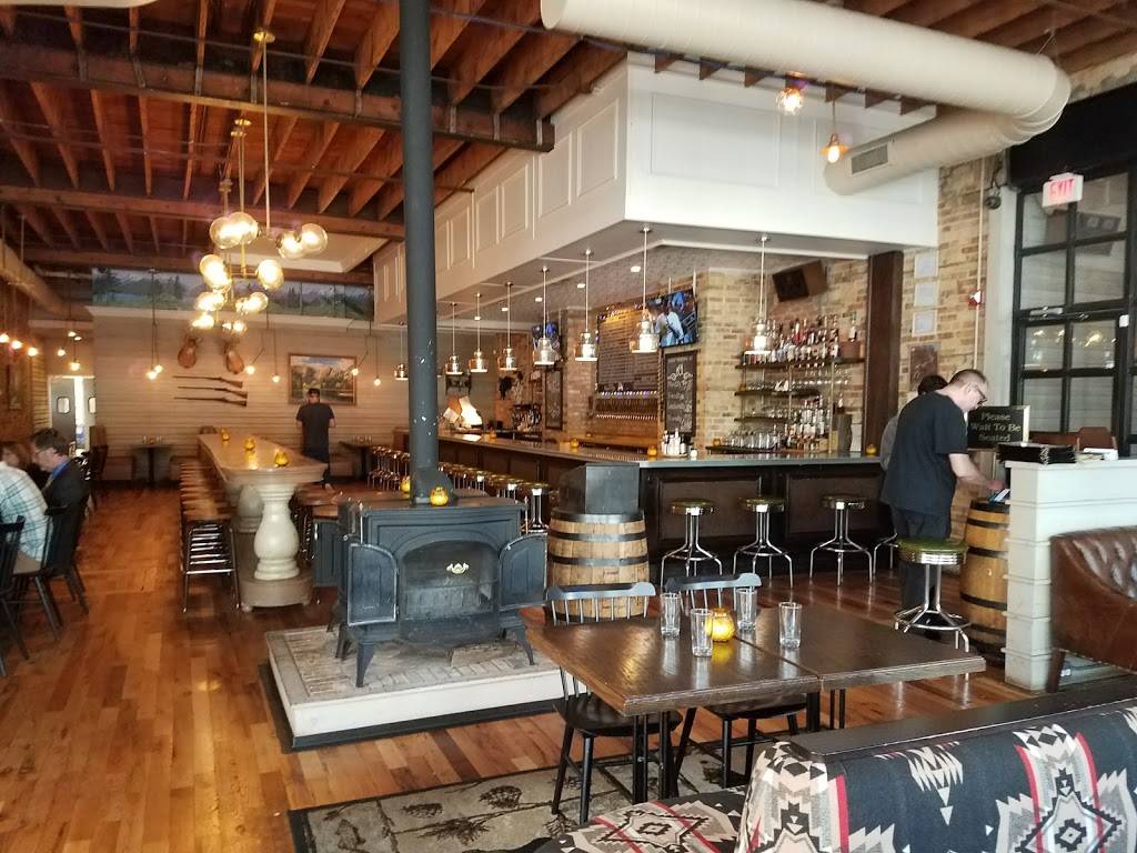 Bangers & Lace | restaurant | 810 Grove St, Evanston, IL 60201, USA | 8479050854 OR +1 847-905-0854